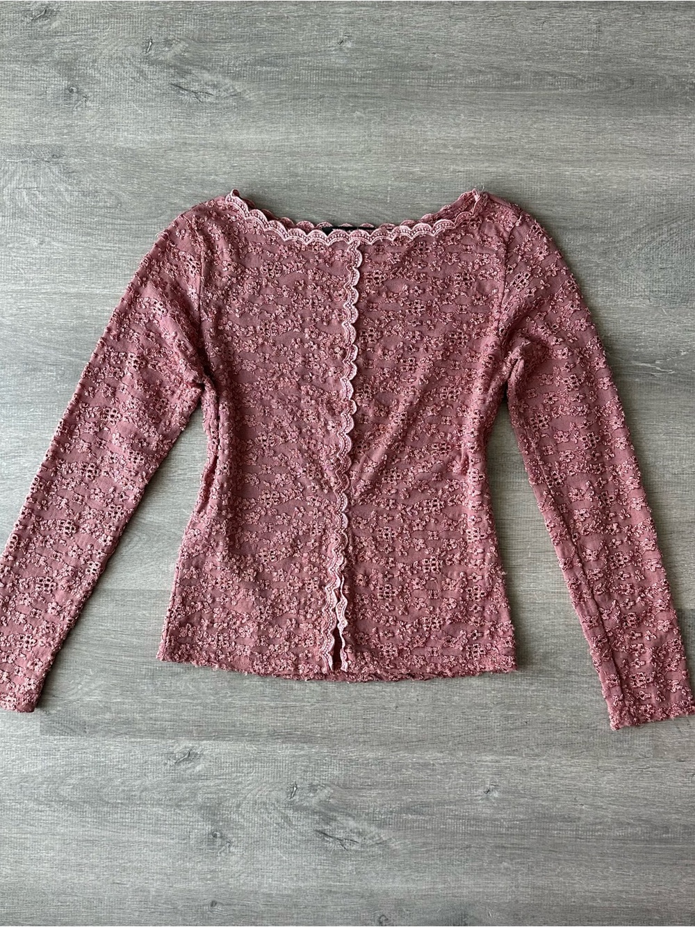 Women's Lace Long-Sleeve Top - Rose Vintage Made in Hong Kong